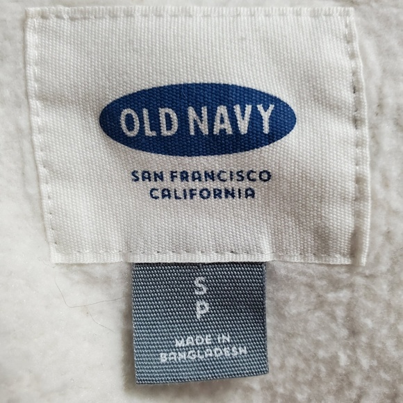 Old Navy Cream-colored sweatshirt with a long neck and one button - Picture 3 of 7